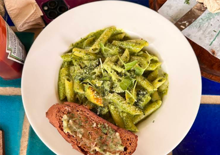 Green pasta