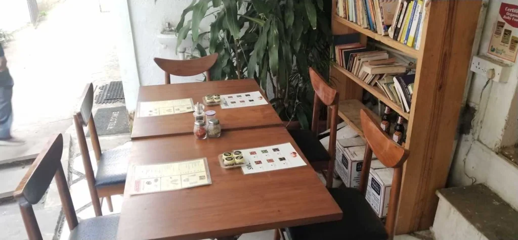Rare Earth Cafe Restaurant